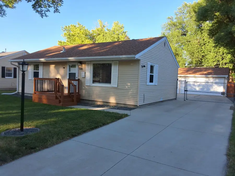 918 21st Street S, Fargo, ND 58103 - #2