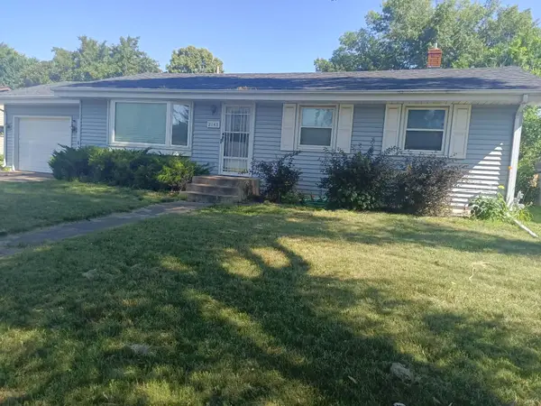 2145 Mesabi Avenue, North Saint Paul, MN 55109