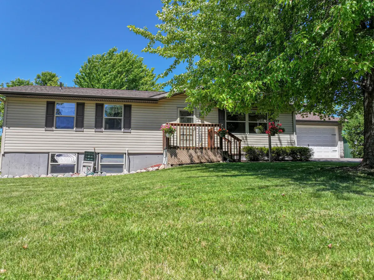 611 E Nestor Street, Osakis, MN 56360 - #1