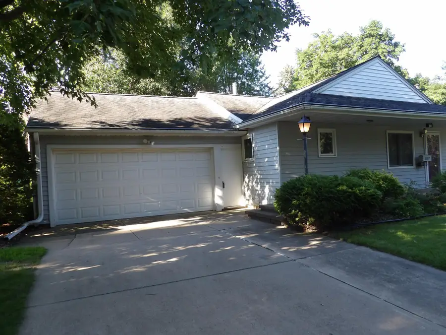 1907 2nd Avenue Sw, Austin, MN 55912 - #2