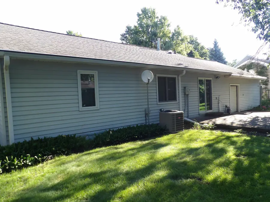 1907 2nd Avenue Sw, Austin, MN 55912 - #3
