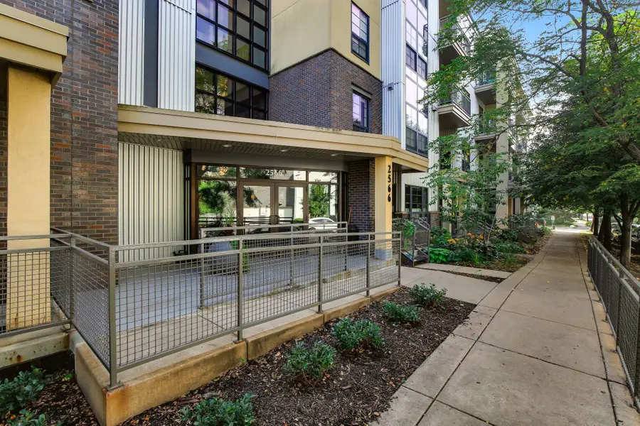2566 Ellis Avenue #303, Saint Paul, MN 55114 - #2
