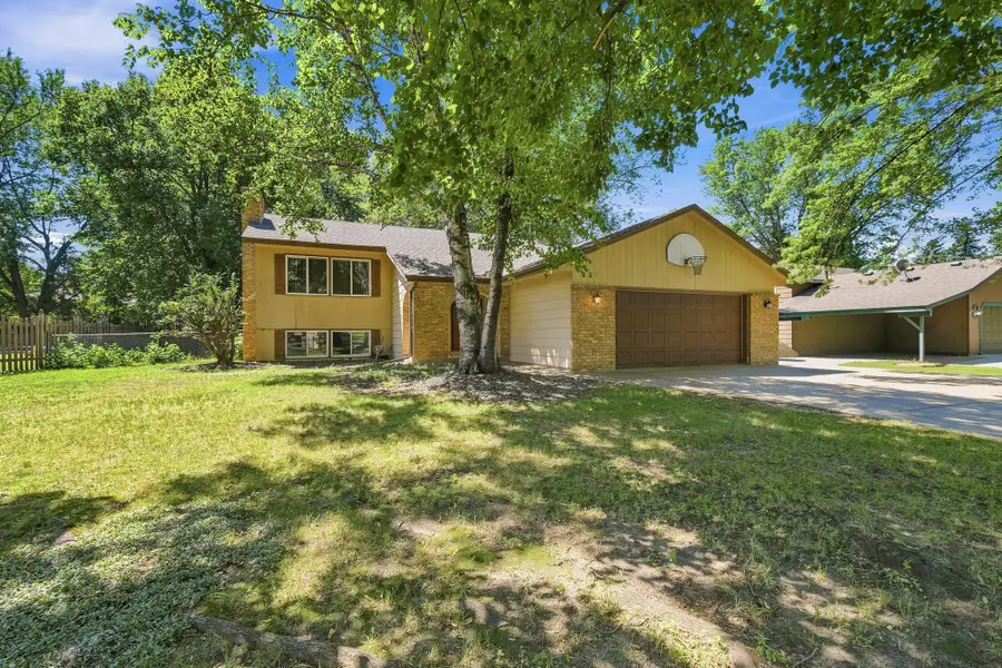 936 97th Lane Ne, Blaine, MN 55434 - #2
