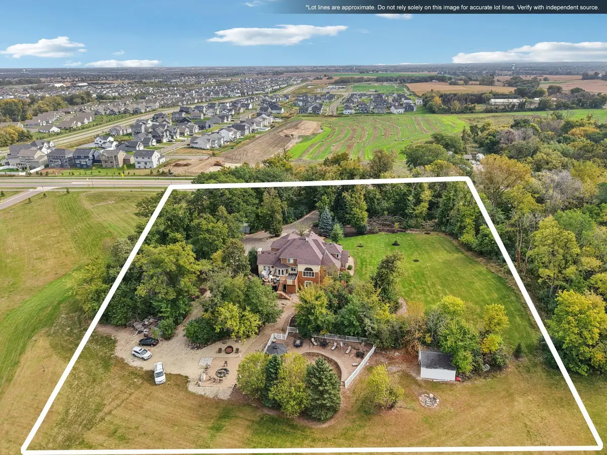 18685 Highview Avenue, Lakeville, MN 55044 - #1