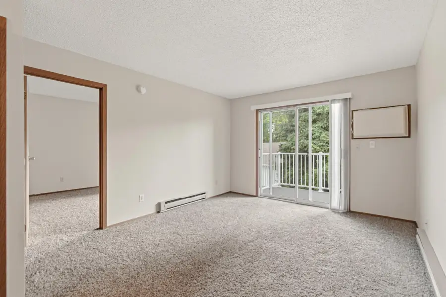 3211 15th Avenue S #D, Fargo, ND 58103 - #2