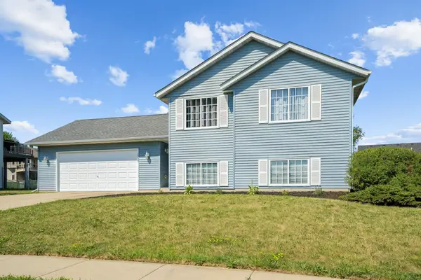 1270 Pine Ridge Drive Ne, Pine Island, MN 55963