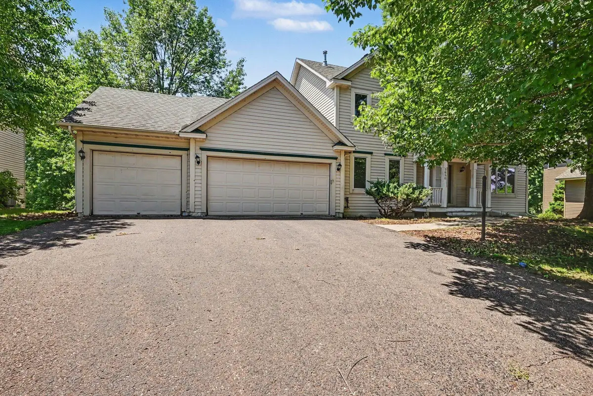 3850 Jamestown Curve, Woodbury, MN 55129 - #1