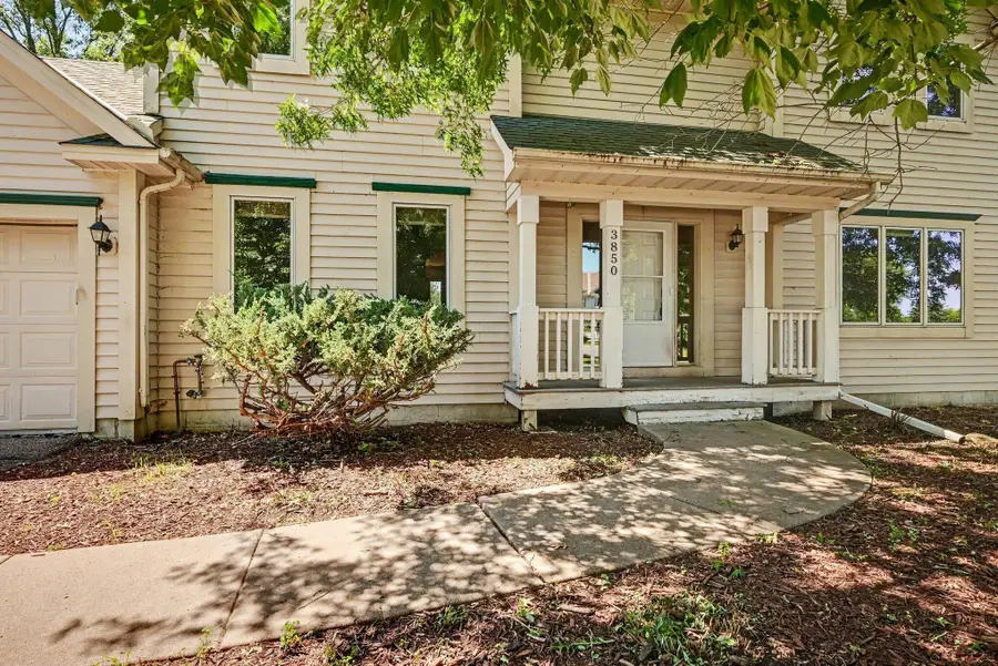 3850 Jamestown Curve, Woodbury, MN 55129 - #3