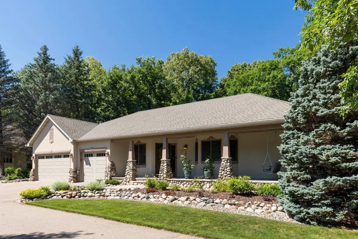 2934 Canyon Road, Chaska, MN 55318 - #1