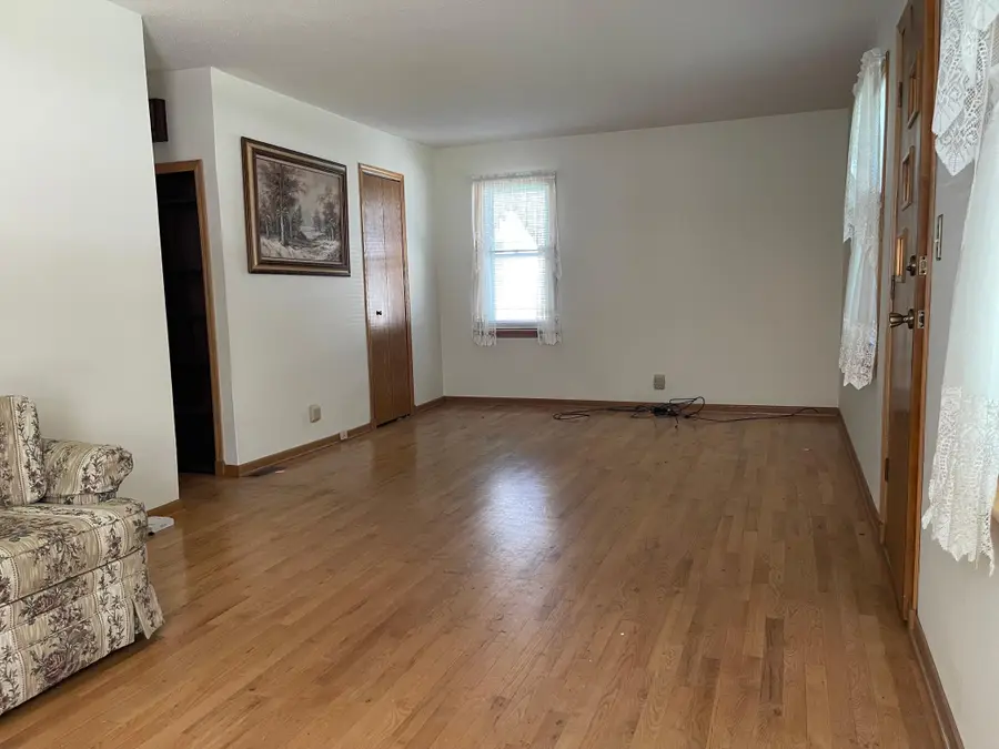 415 10th Avenue Sw, Austin, MN 55912 - #3