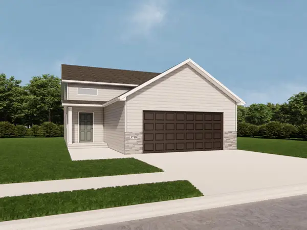 6769 Selkirk Drive S, Fargo, ND 58104