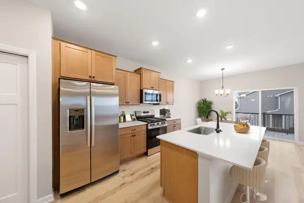 10370 Birchwood Circle, Victoria, MN 55318