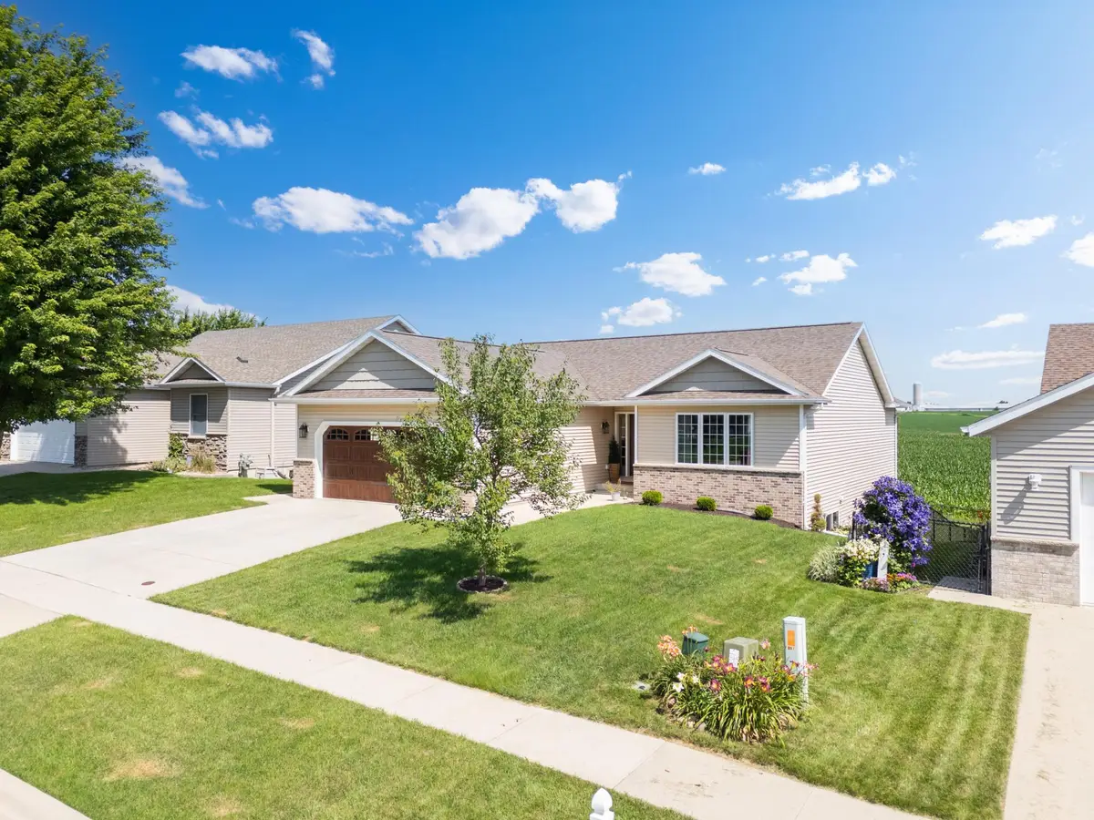 209 Luella Place Ne, Stewartville, MN 55976 - #1