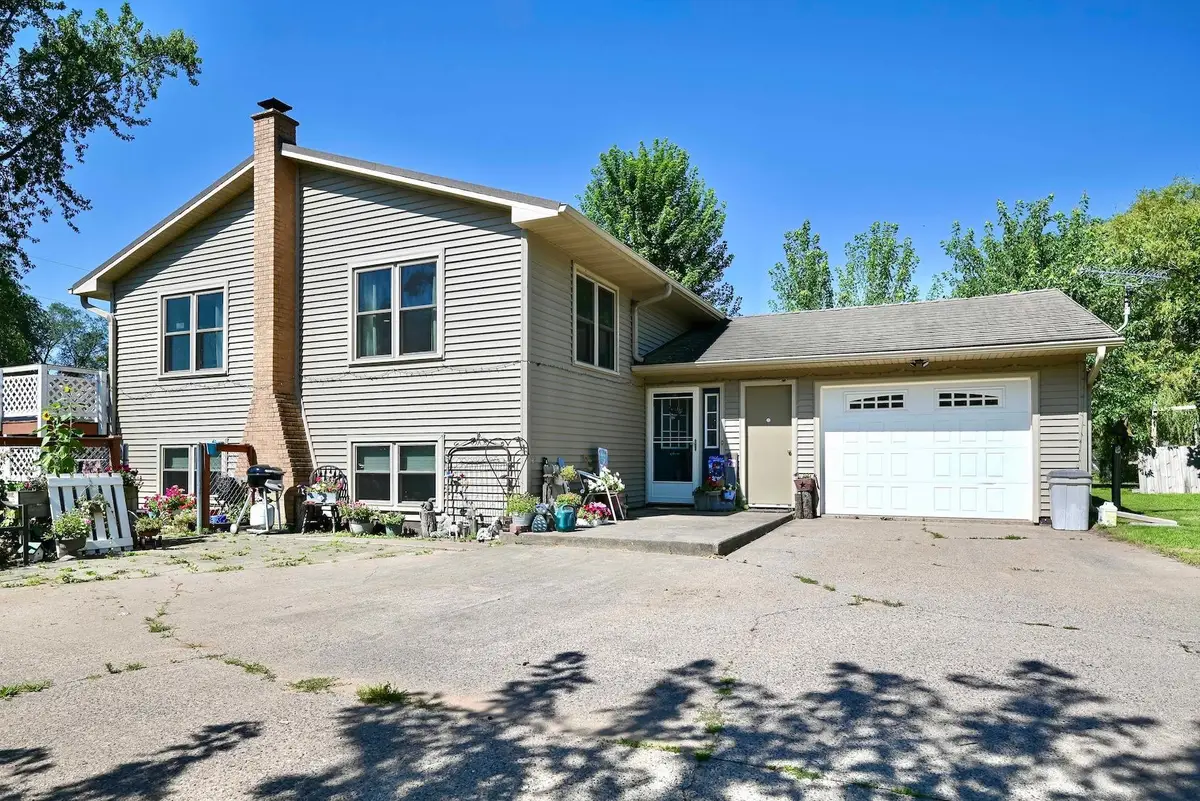 49 E 2nd Street, Buffalo City, WI 54622 - #1