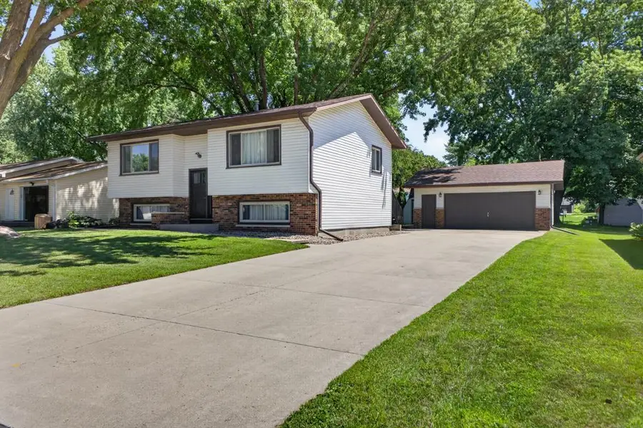 306 4th Avenue Ne, Kasson, MN 55944 - #2