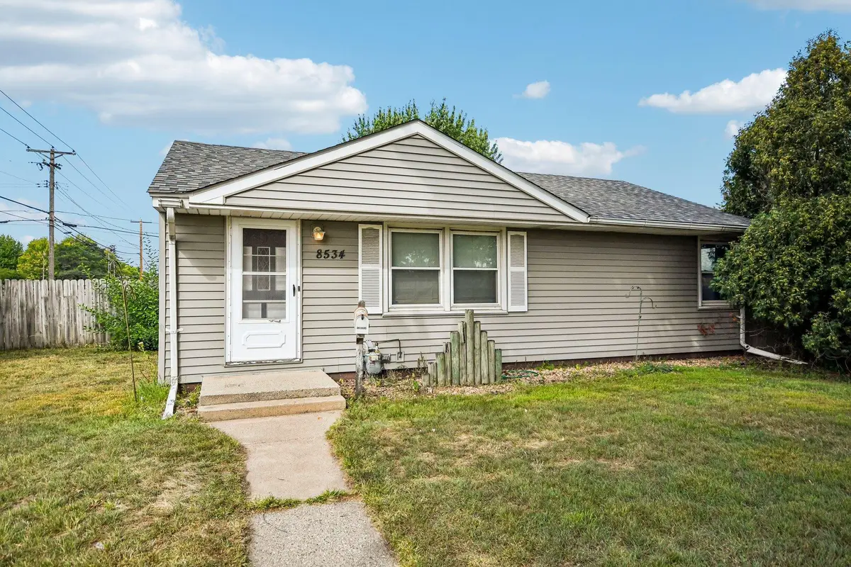 8534 Park Avenue S, Bloomington, MN 55420 - #1