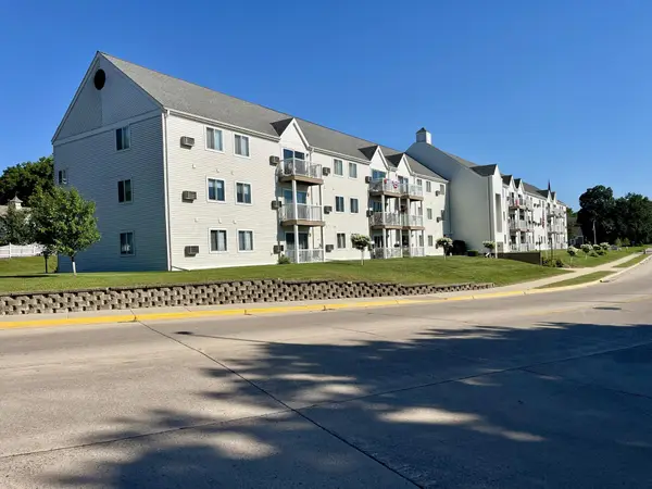 101 Albion Avenue #301, Fairmont, MN 56031