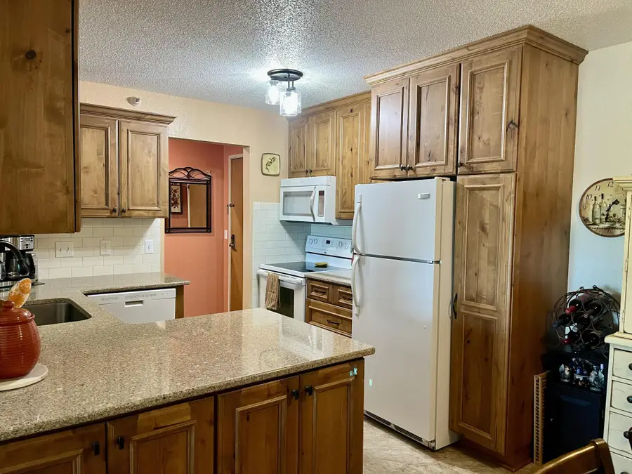 101 Albion Avenue #301, Fairmont, MN 56031 - #3