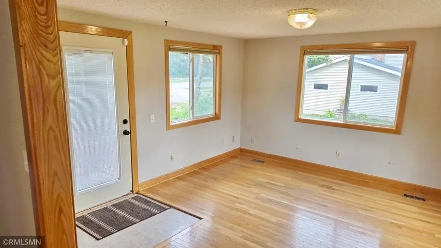 8001 Jeffery Avenue S, Cottage Grove, MN 55016 - #2