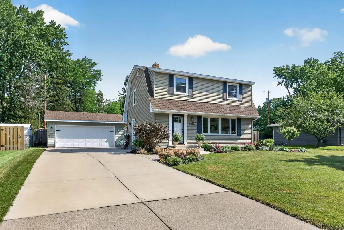 2607 Valley View Place, White Bear Lake, MN 55110 - #1