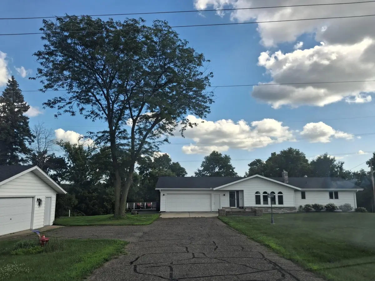 5840 Highway 19 Boulevard, Cannon Falls, MN 55009 - #1