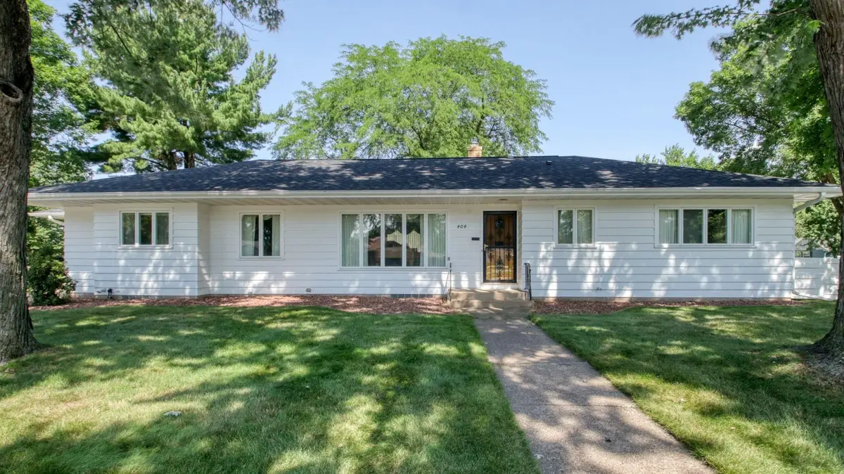 404 W Macarthur Avenue, Eau Claire, WI 54701 - #1
