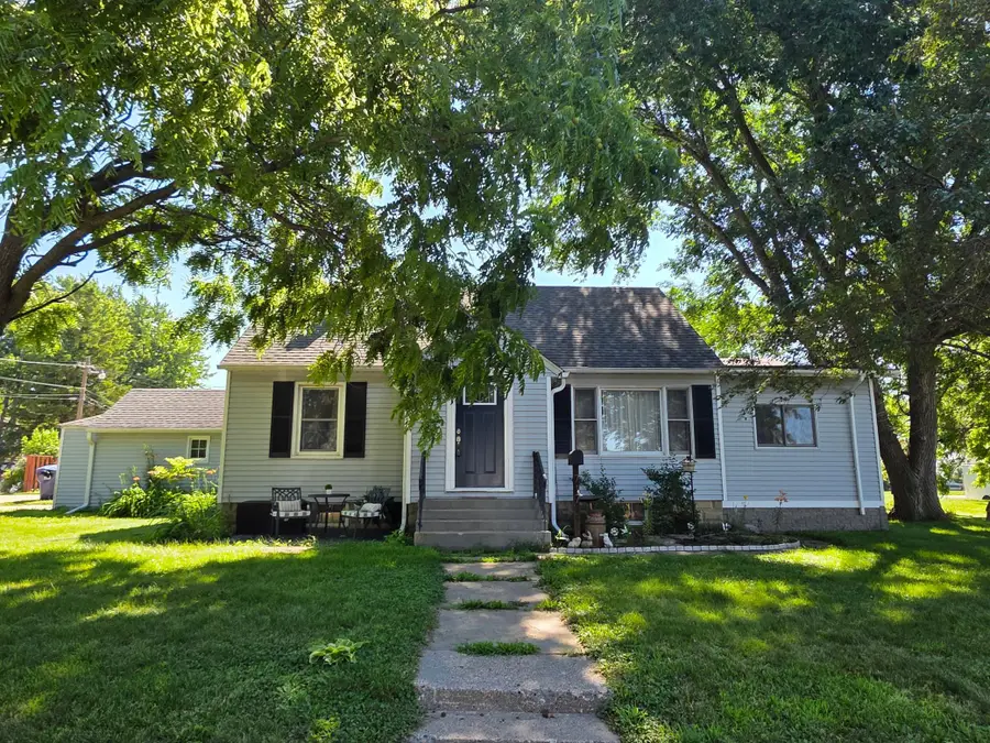 717 Forest Street, Kenyon, MN 55946 - #2