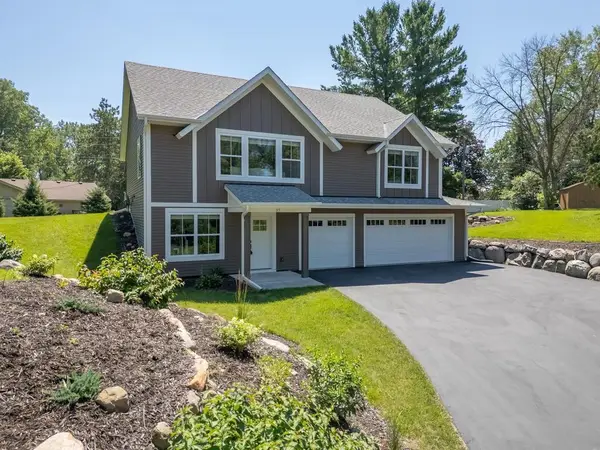 85 Maple Island Road, Lakeville, MN 55044