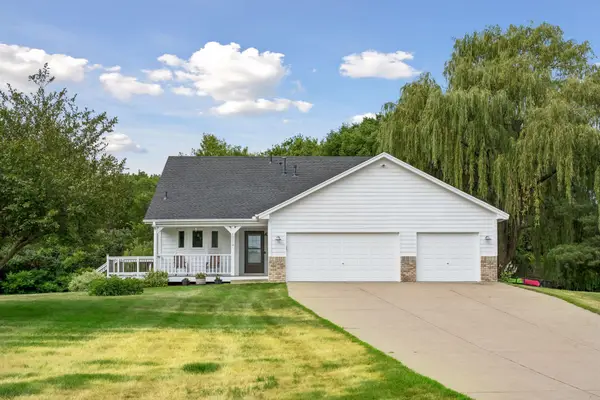 10219 Kahler Avenue Ne, Monticello, MN 55362