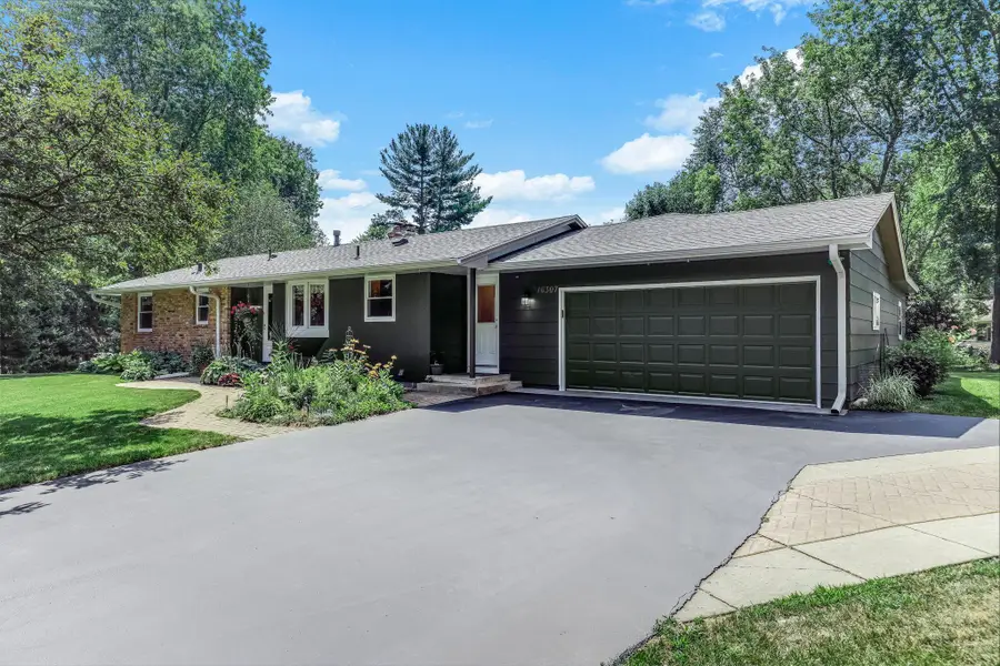 16307 Moorland Circle, Minnetonka, MN 55345 - #2