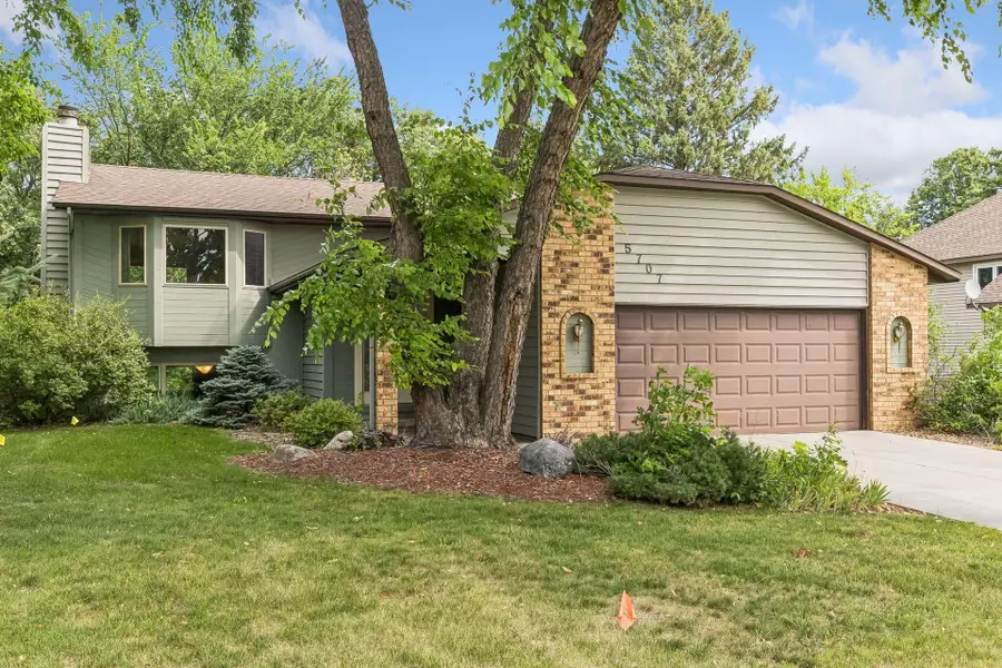 5707 125th Street W, Apple Valley, MN 55124 - #3