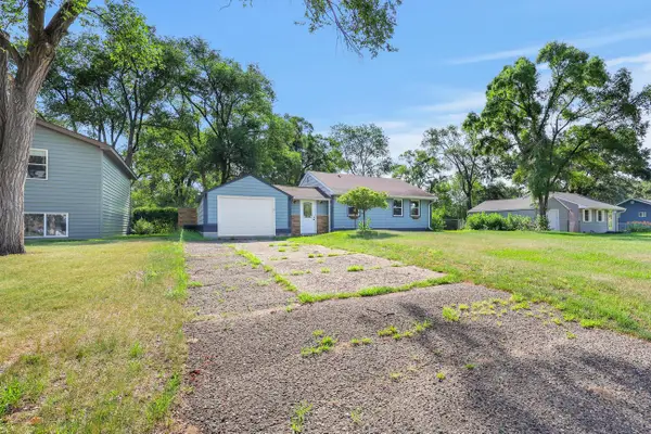 11007 4th Street Ne, Blaine, MN 55434