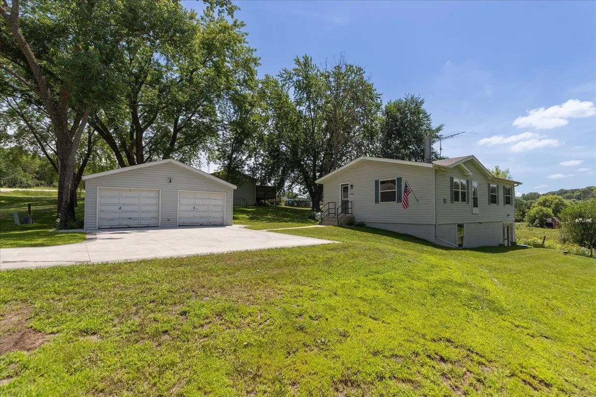7300 30th Street Se, Eyota, MN 55934 - #1