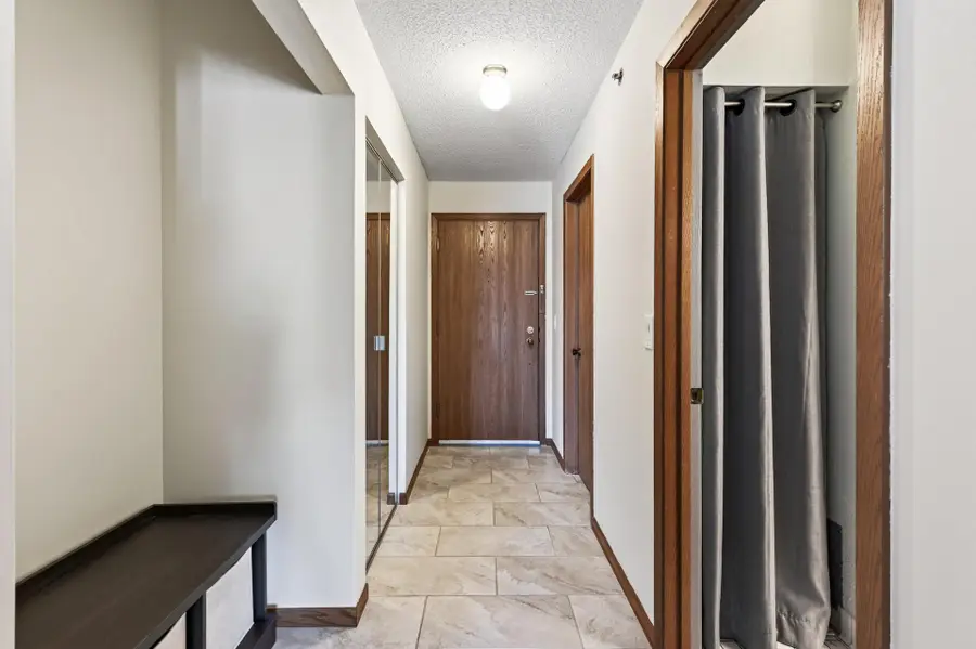 2150 Ridge Drive #36, Saint Louis Park, MN 55416 - #3