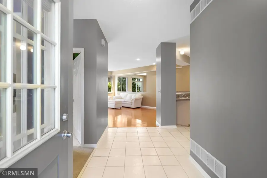 2176 Cool Stream Circle #1806, Eagan, MN 55122 - #2
