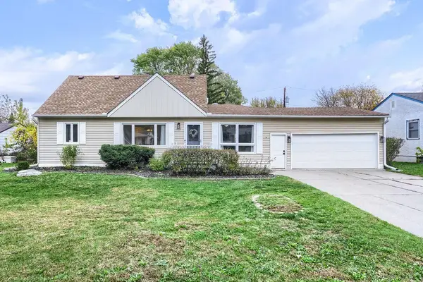 2113 Marble Lane, Eagan, MN 55122