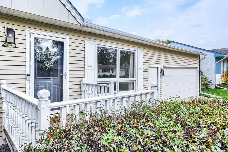 2113 Marble Lane, Eagan, MN 55122 - #3