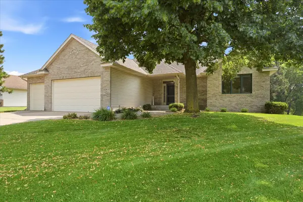 1528 141st Lane Nw, Andover, MN 55304