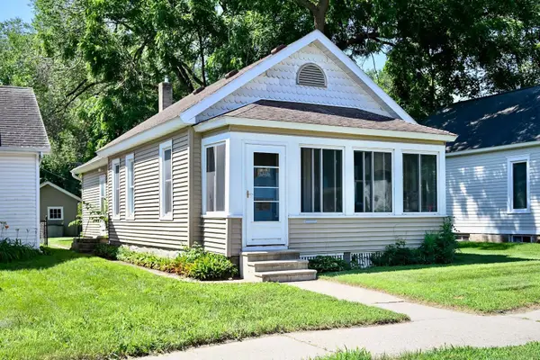 617 W Howard Street, Winona, MN 55987