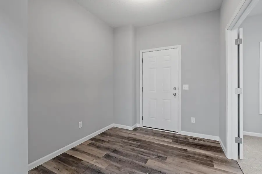 910 Buffalo Street Nw, Delano, MN 55328 - #2