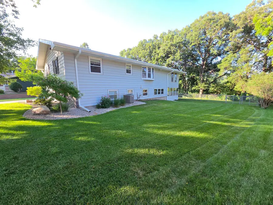 411 Ridge Road, Albert Lea, MN 56007 - #3