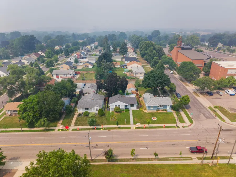 471 White Bear Avenue N, Saint Paul, MN 55106 - #2