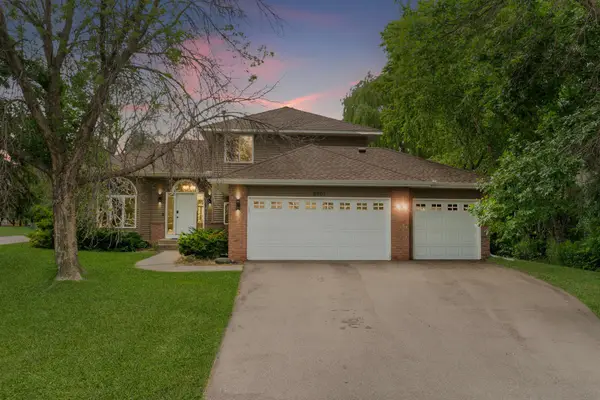 8901 Dunbar Knoll N, Brooklyn Park, MN 55443