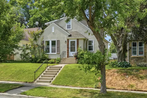 2526 Stinson Parkway, Minneapolis, MN 55418