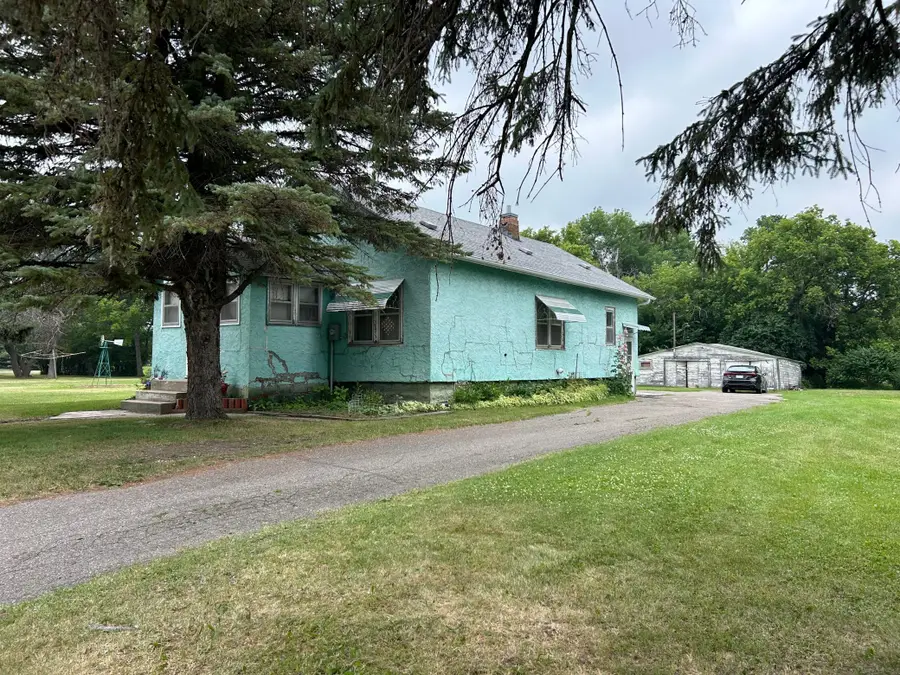 601 11th Street E, Thief River Falls, MN 56701 - #2