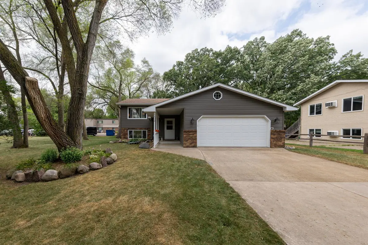 1513 32nd Avenue N, Saint Cloud, MN 56303 - #1