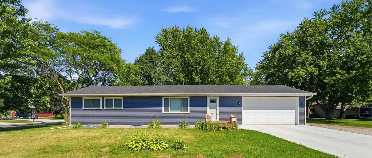 231 Excelsior Avenue S, Annandale, MN 55302 - #1