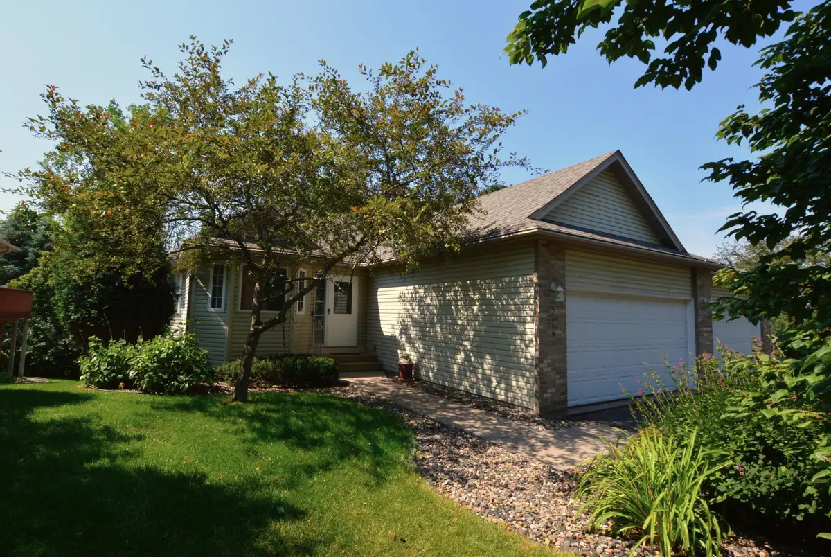 7119 48th Street N, Oakdale, MN 55128 - #1