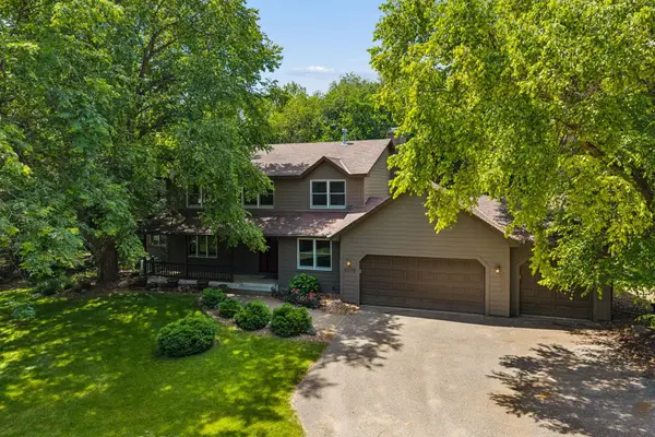 6306 Crackleberry Trail, Woodbury, MN 55129