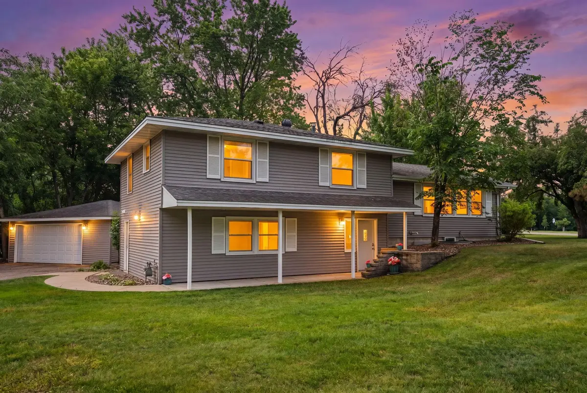 10500 Vessey Road, Bloomington, MN 55437 - #1